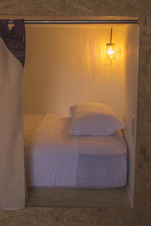 Somos Hostal Antigua Bagian luar foto