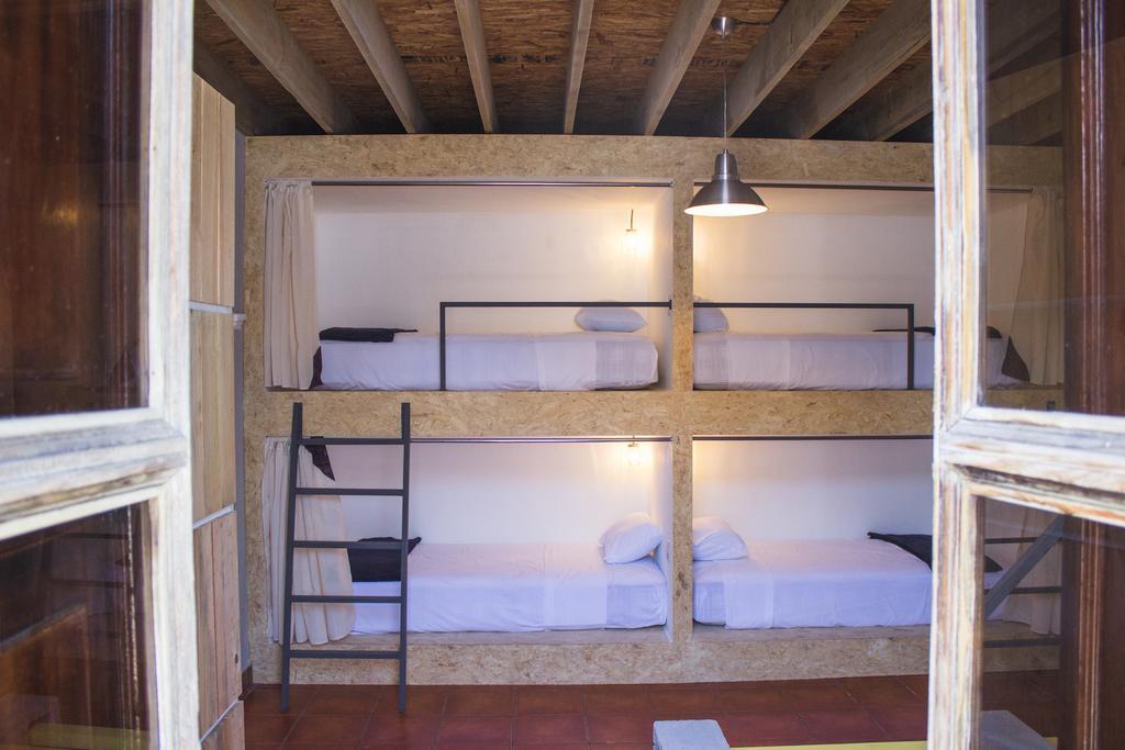 Somos Hostal Antigua Bagian luar foto